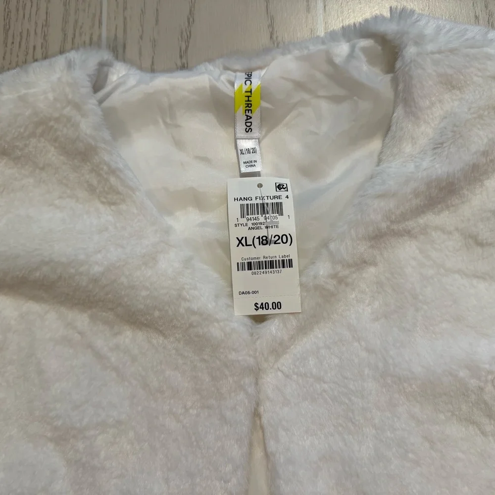 Epic Threads Girls‎ Size XL 18/20 White Faux Fur Vest NEW